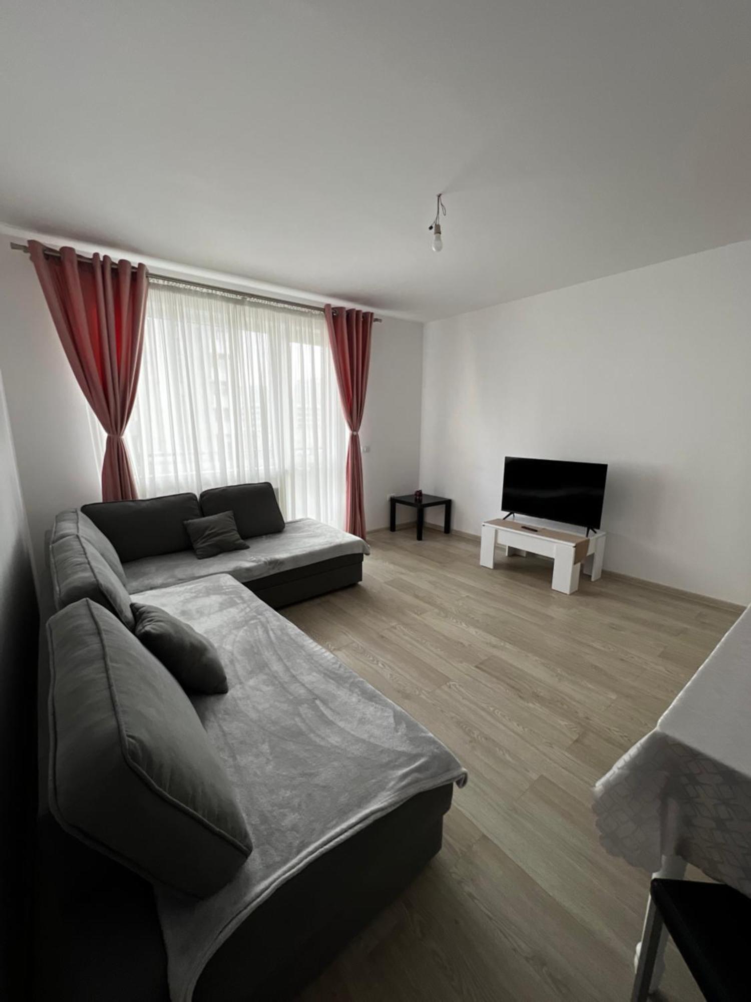 Tractoru Premium Studio Brasov Bagian luar foto
